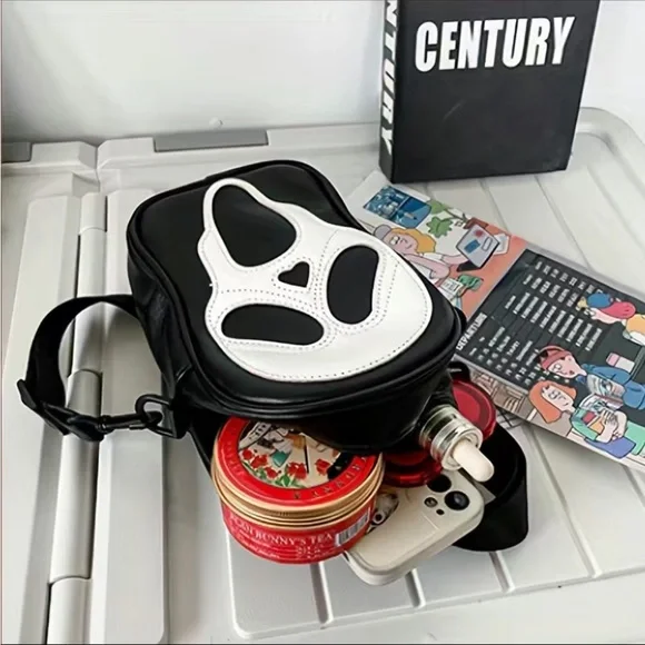 LAST ONE Ghostface Scream Crossbody Bag - Picture 5 of 8